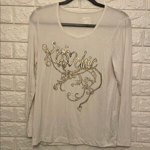 #053. Chicos Graphic Tshirt